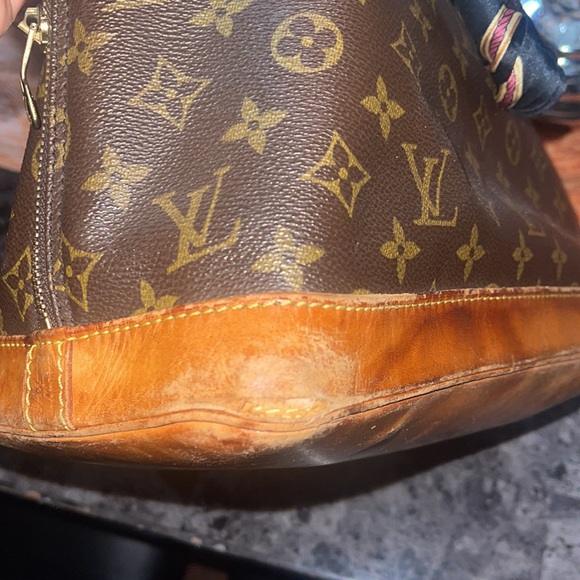 WELL LOVED LV ALMA PM!! - Picture 7 of 9